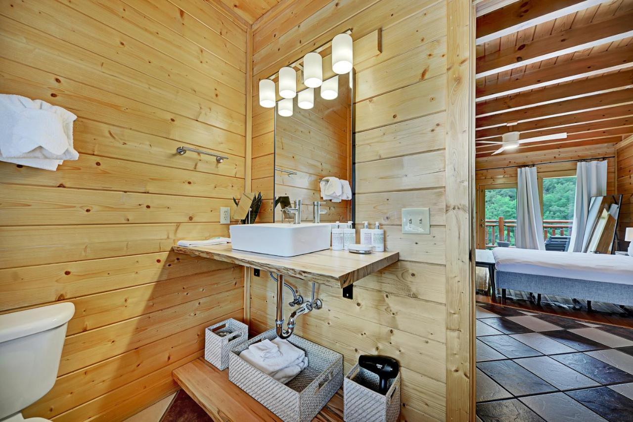 Gorgeous Large Mountain View Cabin W Hot Tub, Free Wifi, Games Sevierville Exterior photo