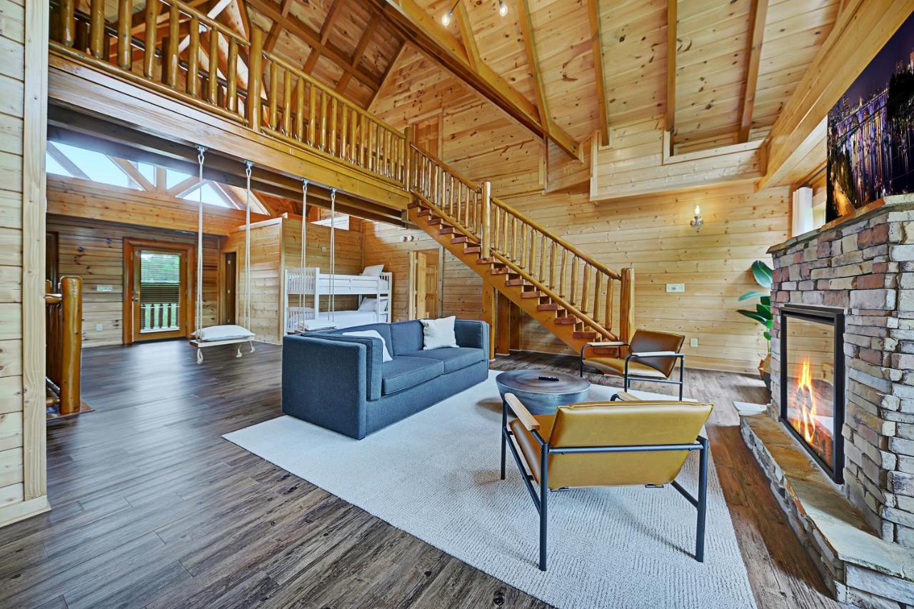 Gorgeous Large Mountain View Cabin W Hot Tub, Free Wifi, Games Sevierville Exterior photo