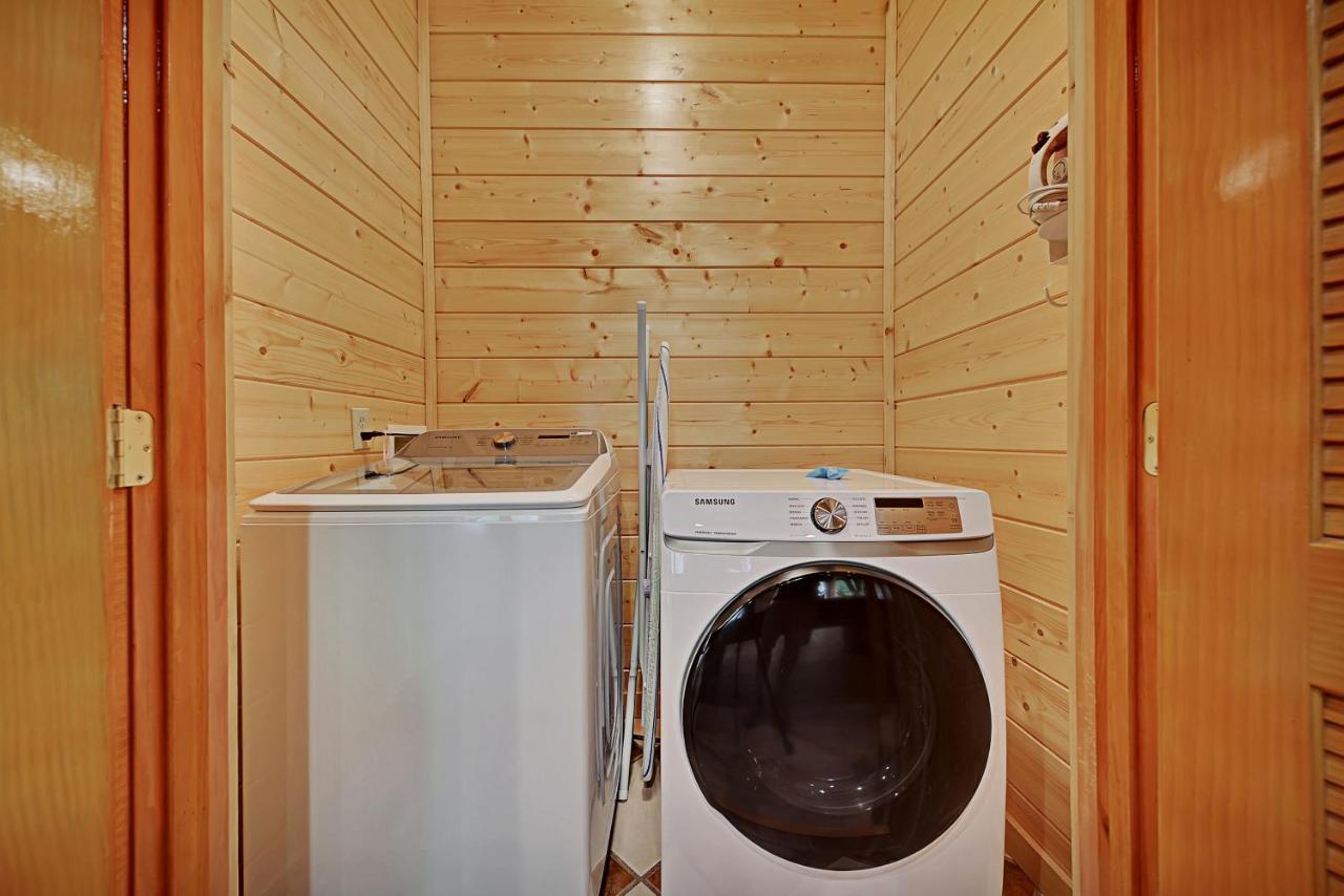 Gorgeous Large Mountain View Cabin W Hot Tub, Free Wifi, Games Sevierville Exterior photo