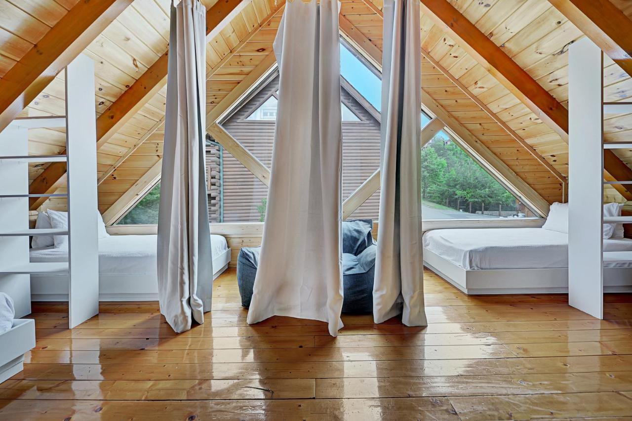 Gorgeous Large Mountain View Cabin W Hot Tub, Free Wifi, Games Sevierville Exterior photo
